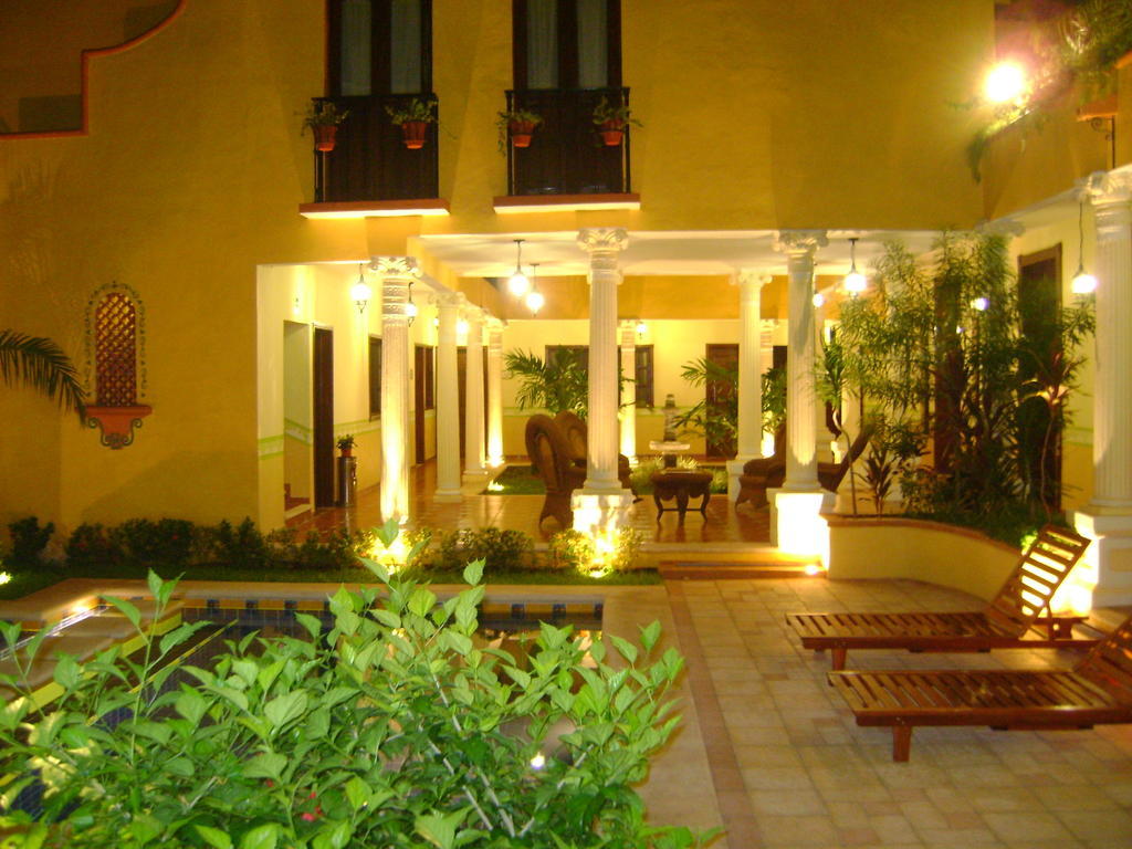 Casa De Las Columnas Mérida Extérieur photo